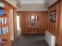 Baywatch Motor Lodge Hotels in Timaru