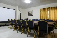Mount Pleasant Inns & Apartment Hotel di Aburi