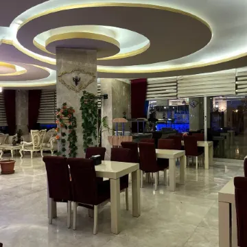 Grand Ezel Hotel