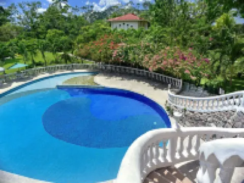 Banana Bank Lodge Hotels in Belmopan
