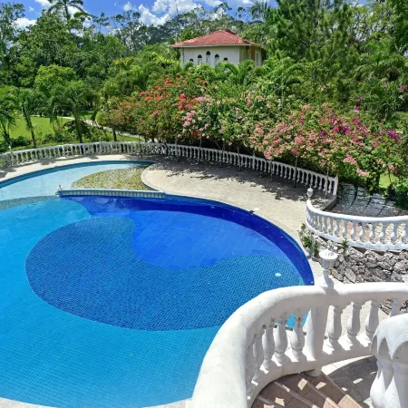 Banana Bank Lodge