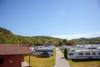 Solstrand Camping - ที่มีที่จอดรถ