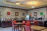 Comfort Inn & Suites Near Lake Lewisville - Desayuno