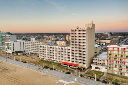 Ocean Sands Resort, Oceanfront, Virginia Beach by Vacatia
