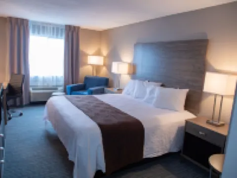 Lomira Inn and Suites Hotels in Dodge County