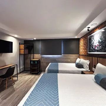 Vos Condesa Hotels near Av. P.º de la Reforma