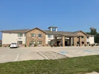 Cobblestone Inn & Suites - Clarion Hotels in Clarion