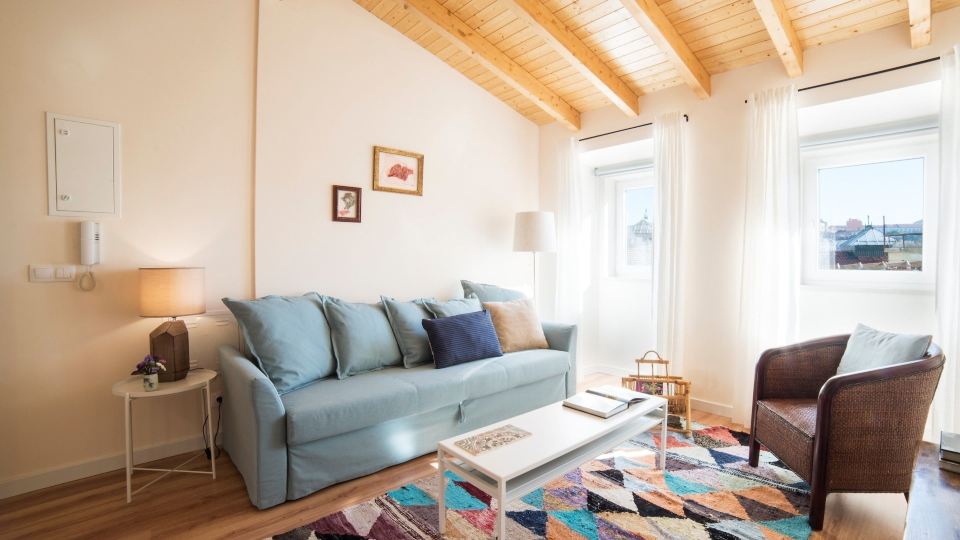 LIS Apartments