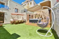 Villasonboard Rock Villa 3 Bed, 3 Bath, Jacuzzi, Seaside Ermioni -  Casas de vacaciones