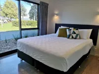 Waikanae Beach Top 10 Holiday Park - 4-Star