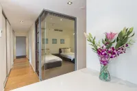 Gallery Serviced Apartments Hotels in East Fremantle