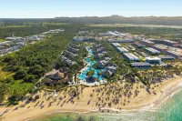 Wyndham Alltra Punta Cana All Inclusive Resort Hotels in Punta Cana