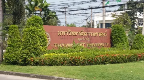 Natcha Place TU Rangsit Hotel a Distretto di Khlong Luang