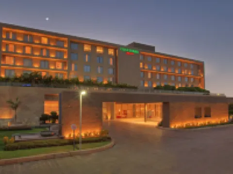Courtyard Pune Hinjewadi Hotels in Hinjawadi