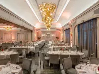 Hotel Continental Hotels near Chat Noir
