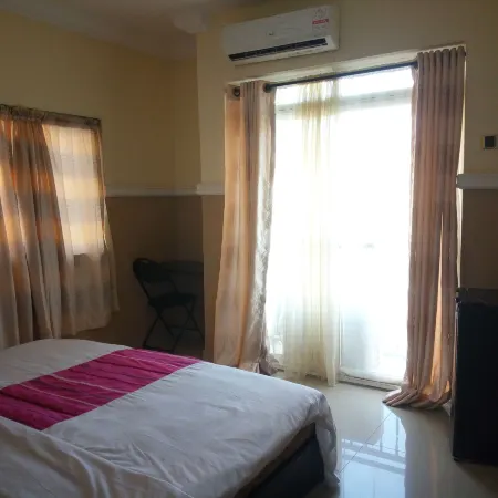 Modroy Hotel and Suites