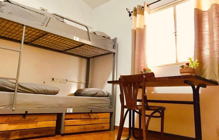 Al Yakhour Hostel