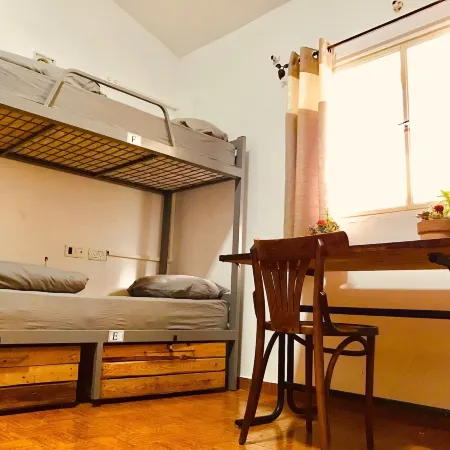 Al Yakhour Hostel