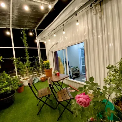 Haiphong Backpacker Hostel โรงแรมใกล้ทะเลสาบอานเบียน