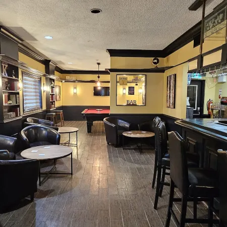 Super 8 by Wyndham Kirkland Lake