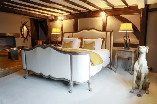 The Kingsbury 7Even 8Ight - Pet Friendly