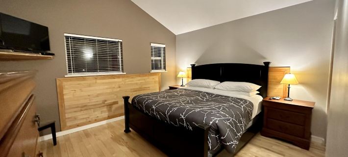West Wind Cottage Hotels in Ucluelet