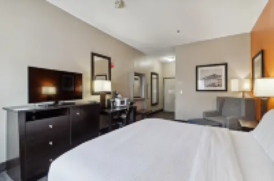 Holiday Inn & Suites SLIDELL - NEW ORLEANS AREA by IHG