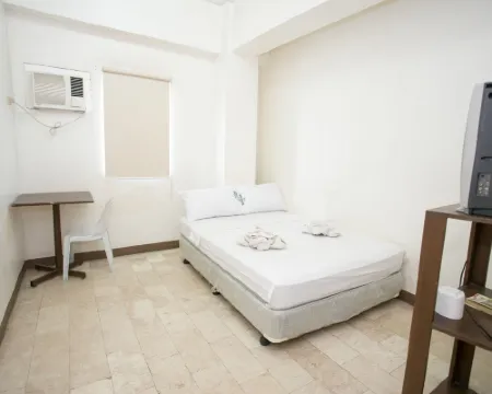 โรงแรมจีวี ดิโปล็อกซิตี้ โรงแรมในดีโปโลก