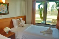klong Dao Beach Resort - 2-Star