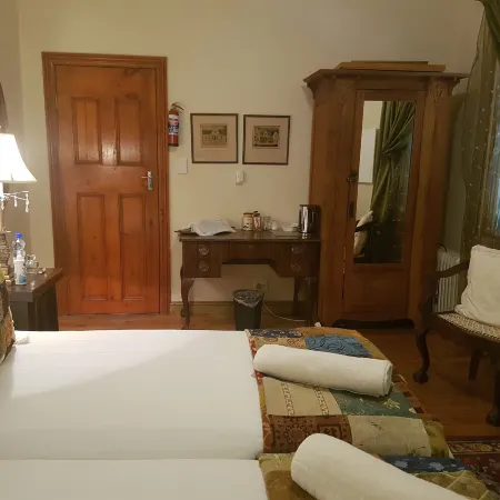 Steytlerville Villa Guest House