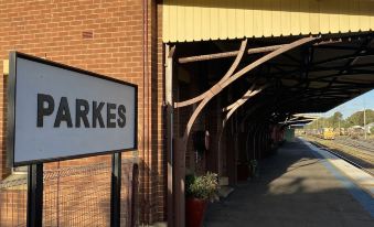 Kirsten Accommodation Parkes