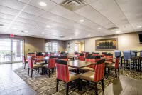 Comfort Suites Hotel and Conference Center - breakfast