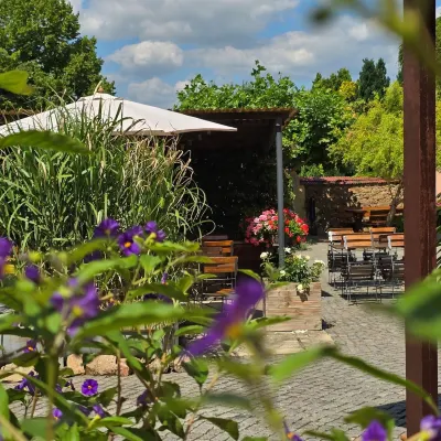 Pension Marlis Hoteles cerca de Teatro Hellerau