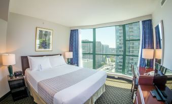Rosedale on Robson Suite Hotel