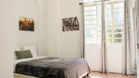Gladiolas 1205 Hotels near متحف قلعة سيراليس