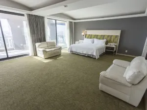 Holiday Inn Queretaro Zona Diamante
