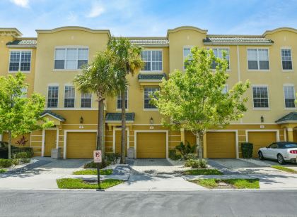 Orlando Resort Rentals at Universal Boulevard