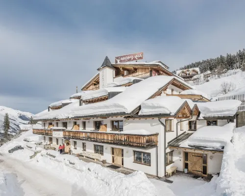 Montana Apartments Hotels in Fugenberg