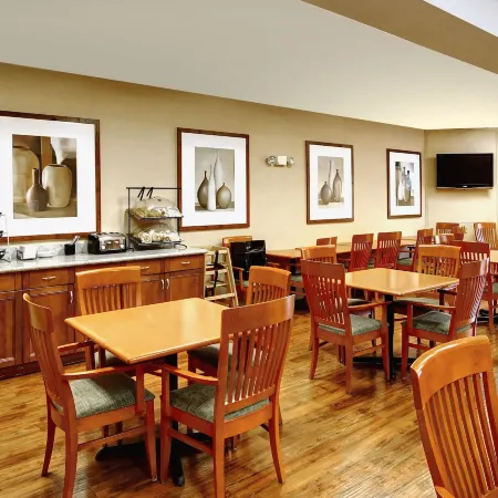 Phoenix Inn Suites Albany