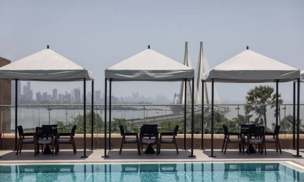 Taj Lands End