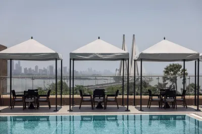 Taj Lands End Các khách sạn gần Crowford Market