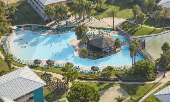 PortAventura Hotel Roulette - Unlimited access to PortAventura Park & 1 access to Ferrari Land