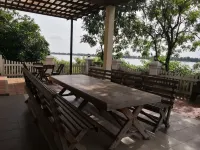 Keerawan House Rim Khong Hotels in Phon Phisai