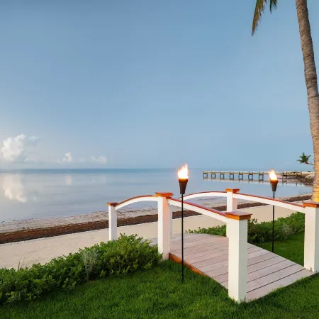 Grassy Flats Resort & Beach Club