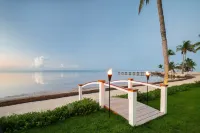 Grassy Flats Resort & Beach Club - View biển