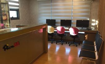 Seoul Crown 88 Guest House - Foreign Guests Only