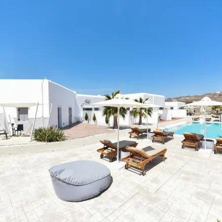 Queen Elegant Suites
