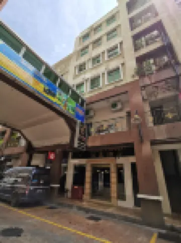 Ease Hotel Hotels near Handicraft Market