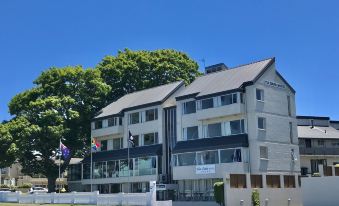 Tui Oaks Motel