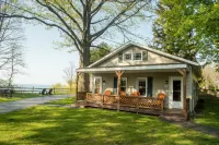 Lakeview on the Lake Hotel di 